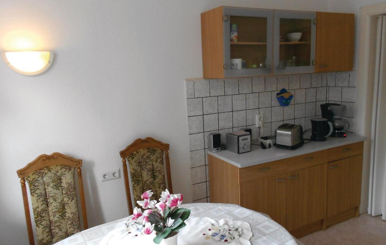 Lovely Apartment In Waren-Mueritz With Kitchen Waren  Extérieur photo